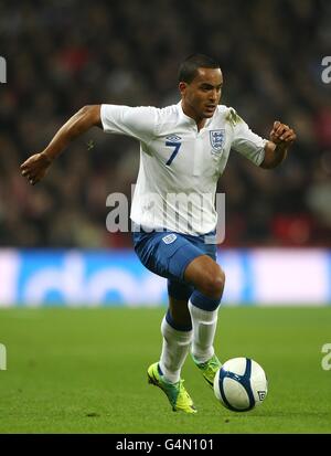 Football - International friendly - Angleterre v Suède - Stade Wembley. Theo Walcott, Angleterre Banque D'Images