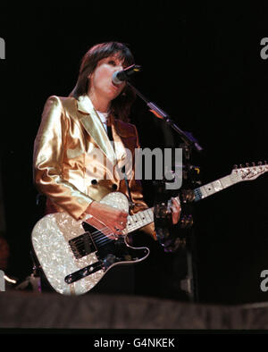 Chrissie Hynde, de The bretender, se produit sur scène au 10e Fleadh annuel, à Finsbury Park, dans le nord de Londres. Banque D'Images