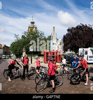 UK. 19 Juin, 2016. Aviva Women's Tour Étape 5 Northampton à Kettering Dimanche 19 Juin 2016 Crédit : PATRICK ANTHONISZ/Alamy Live News Banque D'Images