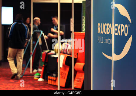 Panneau de Londres Rugby Expo 2011 à la vue le premier jour De l'Expo Rugby 2011 Banque D'Images