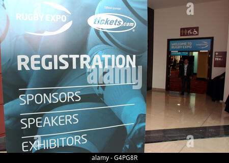 Signalisation au bureau d'inscription et entrée à Rugby Expo 2011 Banque D'Images