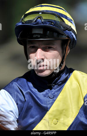 Courses hippiques - Glass Times Raceday - Haydock Park. Patrick Mathers, jockey Banque D'Images