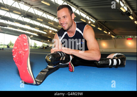 Oscar Pistorius lors d'une séance d'entraînement à Lee Valley Athletics Centre Banque D'Images