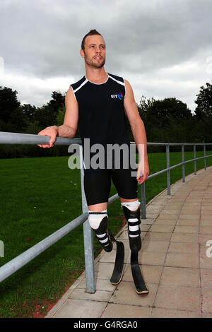 Oscar Pistorius lors d'une séance d'entraînement à Lee Valley Athletics Centre Banque D'Images