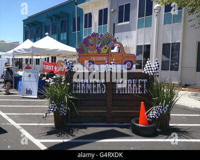 Menlo Park, CA/USA - 18 juin 2016 : Car Show et la Fête des Pères barbecue sur Facebook Marché de fermiers dans la région de Menlo Park, CA. Banque D'Images