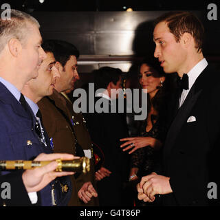 Le duc de Cambridge arrive pour la première britannique de War Horse, à l'Odeon Leicester Square, Londres. Banque D'Images