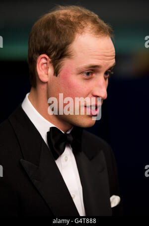 Le duc de Cambridge arrive pour la première britannique de War Horse, à l'Odeon Leicester Square, Londres. Banque D'Images