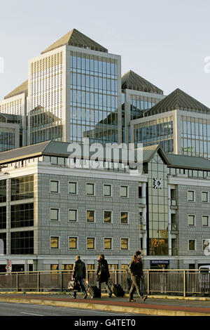 Une vue générale du siège d'Ulster Bank dans le centre-ville de Dublin étant donné que la banque devrait annoncer aujourd'hui jusqu'à 900 pertes d'emplois en République d'Irlande et en Irlande du Nord dans le cadre de compressions massives dans sa société mère. Banque D'Images