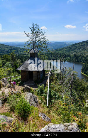 Chapelle Rachelseekapelle avec vue au lac Rachelsee, Nationalpark Bayerischer Wald, forêt de Bavière, Allemagne, le Parc National de Baye Banque D'Images