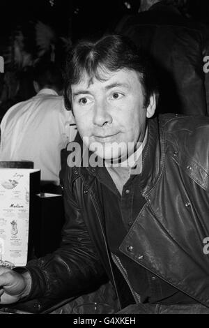 Musique - groupes de rock - The Troggs - Londres.Le chanteur principal du groupe rock des années 1960, The Troggs, Reg Presley. Banque D'Images