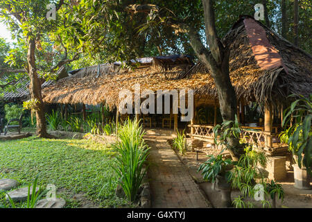 L'Indonésie, Java, Magelang, Vegetarian restaurant en plein air Banque D'Images