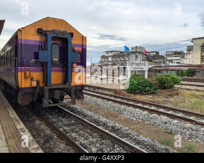 Surat Thani, Thaïlande, Ko Samui, Thaïlande Im train de nuit en direction de Ko Samui Banque D'Images