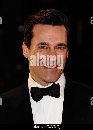 Jon Hamm arrive pour les Orange British Academy film Awards 2012 au Royal Opera House, Bow Street, Londres. Banque D'Images