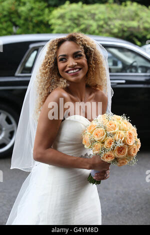 Tianna Chanel Flynn arrive à la Mar Hall resort de Renfrewshire avant son mariage à l'acteur Martin Compston. Banque D'Images