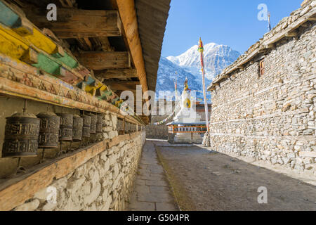 Le Népal, Région de l'Ouest, Tanki Manang, sur le circuit de l'Annapurna - Jour 7 - de Braga à Yak Kharka - moulins à prière Manang Banque D'Images