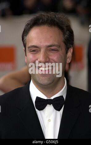 Sam Mendes, le directeur de la beauté américaine et le gagnant Oscar, arrive aux Orange British film Awards (BAFTAS) à l'Odeon Leicester Square, Londres. Banque D'Images