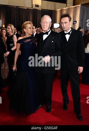 Max von Sydow et les invités arrivant pour les 84e Academy Awards au Kodak Theatre de Los Angeles. Banque D'Images