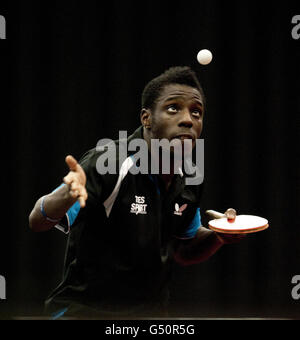 Tennis de table - Championnats nationaux ETTA 2012 - deuxième jour - Ponds Forge.Darius Knight en action pendant la deuxième journée des Championnats nationaux de l'ETTA à Ponds Forge, Sheffield. Banque D'Images