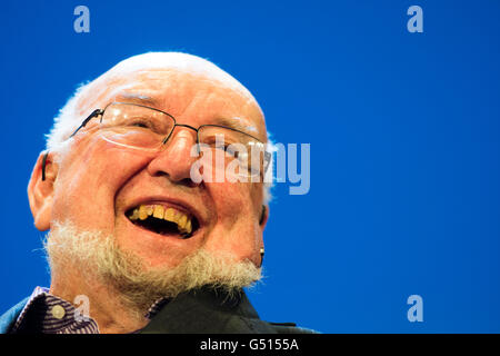 Thomas Keneally, écrivain, dramaturge et auteur de non-fiction. Auteur de la meilleure vente de livre 'Schindler's Ark', le Booker Prize-winning roman de 1982. Au Hay Festival de la littérature et des Arts, le 30 mai 2016 Banque D'Images