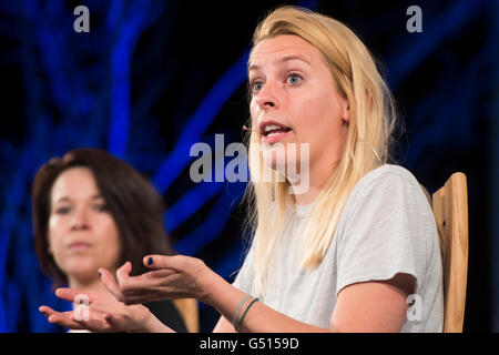 Sara Pascoe. L'écrivain anglais, humoriste et actrice. Au Hay Festival de la littérature et des Arts, le 30 mai 2016 Banque D'Images