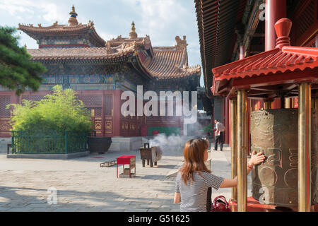 La Chine, Beijing, carré de la monastère Lama Banque D'Images
