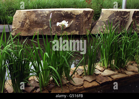 Le jardin du Daily Telegraph qui a remporté un Gold Award au Chelsea Flower Show, 2000 à Londres. Banque D'Images