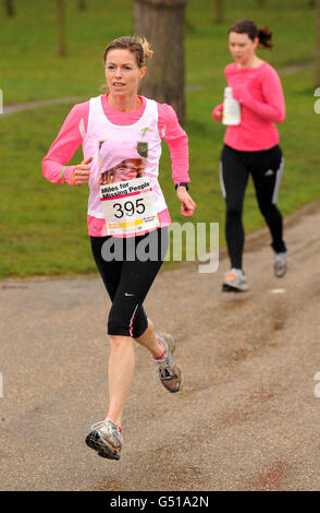 Kate McCann participe à la course Miles for Missing People, à Regent's Park, dans le centre de Londres. Banque D'Images