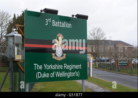 Vue générale du 3e Bataillon les casernes du Yorkshire Regiment à Warminster Wiltshire après que six soldats aient été portés disparus, ont été soupçonnés d'être tués lors de l'attaque la plus grave contre les troupes britanniques en Afghanistan depuis le début des opérations en 2001. Banque D'Images