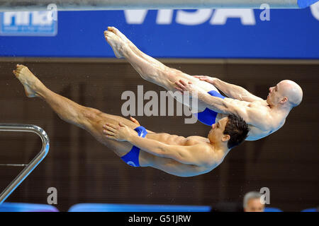 Plongée - 18e coupe du monde de plongée Visa de la FINA - troisième jour - Centre aquatique olympique.Tom Daley (à gauche) et Pete Waterfield en Grande-Bretagne Banque D'Images