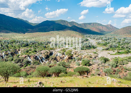 La Namibie, Kunene, Kaokoland, Epupafalls de la rivière Kunene, à la frontière de l'Angola dans Kaokoland Banque D'Images