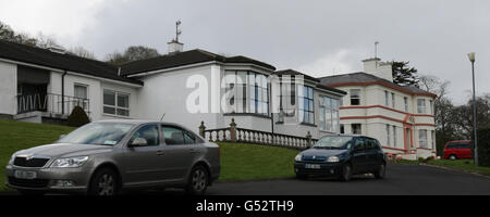 Un point de vue général du foyer de soins de Nazareth House à Fahan, près de Buncrana, Co Donegal, comme les chefs de la santé restent préoccupés par un petit nombre de résidents qui sont malades dans le foyer privé de soins infirmiers où six personnes sont mortes dans une éclosion virale présumée. Banque D'Images