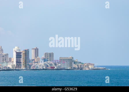 Cuba, La Havane, vue de la forteresse, Castillo de los Reyes del Morro à l'Ambassade Américaine Banque D'Images