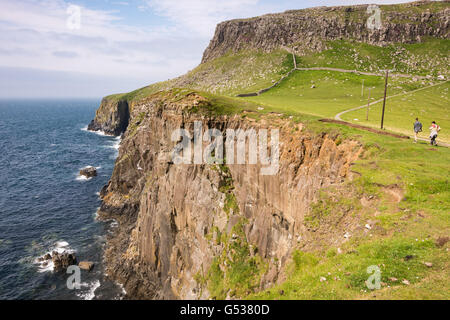 Royaume-uni, Ecosse, Highland, Isle of Skye, Glendale, randonnées sur Neist Point, Neist Point, une petite presqu'île sur l'île écossaise de Skye Banque D'Images