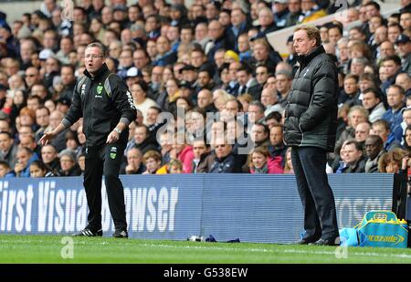 Football - Barclays Premier League - Tottenham Hotspur v Norwich City - White Hart Lane.Paul Lambert, directeur de Norwich City (à gauche), et Harry Redknapp, directeur de Tottenham Hotspur Banque D'Images