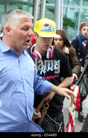 Justin Bieber sighting - Heathrow Banque D'Images