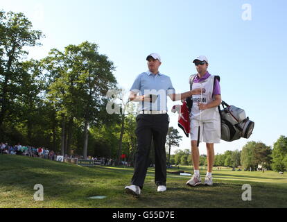 James Morrison en Angleterre pendant la troisième journée du championnat BMW PGA au club de golf de Wentworth, Surrey. Banque D'Images