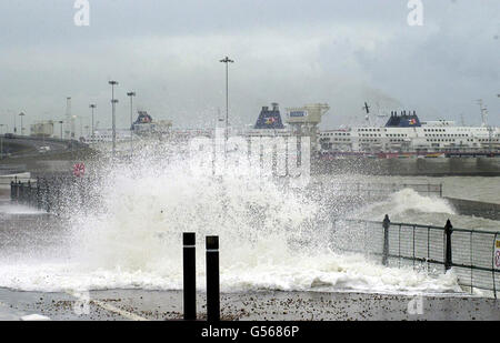 Les vagues de vent Dover Banque D'Images