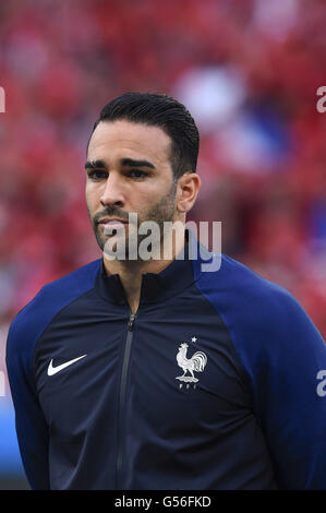 Adil Rami (France) ; 19 juin 2016 - Football : UEFA Euro France 2016, Groupe A, la Suisse 0-0 France à Stade Pierre Mauroy, Lille Métropole, France. © aicfoto/AFLO/Alamy Live News Banque D'Images