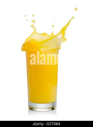 Le jus d'orange splash isolated on white Banque D'Images