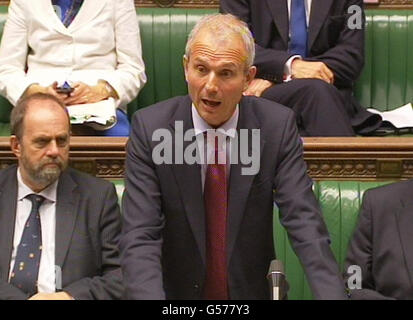 Le ministre des Affaires étrangères David Lidington fait une déclaration à la Chambre des communes dans le centre de Londres, suite au projet des îles Falkland de tenir un référendum sur leur souveraineté future. Banque D'Images