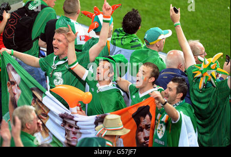 Football - UEFA Euro 2012 - Groupe C - République d'Irlande / Croatie - Stade municipal de Poznan.La République d'Irlande est fan du match de l'UEFA Euro 2012, Groupe C, au stade municipal, en Pologne. Banque D'Images