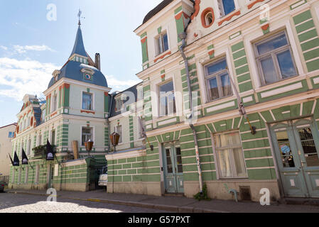 TALLINN, Estonie- 12 juin 2016 : une rue calme dans le centre historique de Tallinn, Estonie Banque D'Images