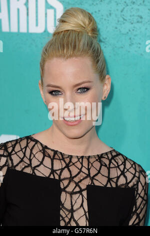 Elizabeth Banks arrive aux MTV film Awards 2012, Universal City, Los Angeles. Banque D'Images