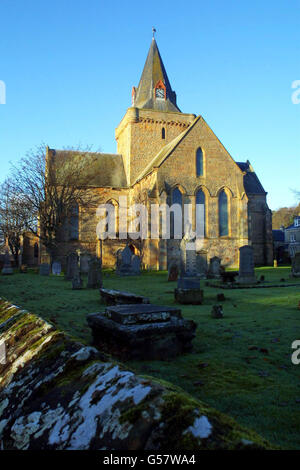 Dornoch Cathedral dans les Highlands d'Écosse, qui est prévu pour être l'endroit utilisé pour le mariage de Madonna. Des bans proclamant le prochain mariage avec le réalisateur britannique Guy Ritchie de la superstar pop, ont été exposés au bureau du registraire de Dornoch à Sutherland. *... l'avis a lu que Guy Stuart Ritchie épousera Madonna Louise Ciccone le 22 décembre. On pense que la somptueuse réception aura lieu au château de Skibo, dans les Highlands écossais. Banque D'Images