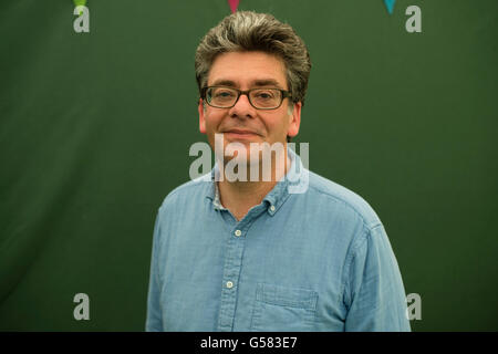 David Solomons, écrivain, romancier, scénariste, auteur de "Mon frère est un super héros", lauréat du prix 2016 Waterstones. Le Hay Festival de la littérature et les arts, Hay-on-Wye, Powys, Pays de Galles, Royaume-Uni, le 03 juin 2016 Banque D'Images