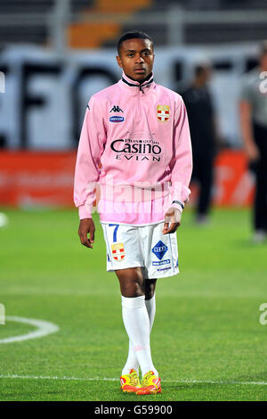 Football - Ligue 1 - Evian thonon gaillard v Nice - Stade Municipal du Ray Banque D'Images