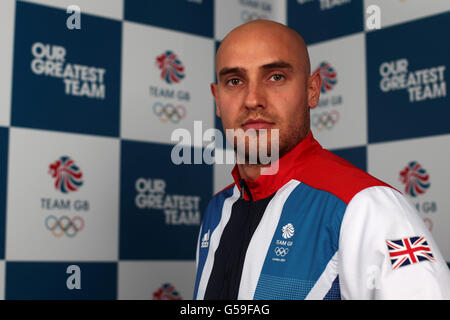 Great Britain's Canoe Sprinter Liam Heath pendant la séance de kitout de Londres 2012 à l'université de Loughborough, Loughborough. Banque D'Images