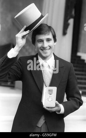 Investiture - Sebastian Coe - Buckingham Palace, Londres Banque D'Images