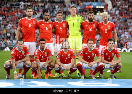 L'équipe de galles groupe. (Rangée du haut de gauche à droite) Sam Vokes, Ashley Williams, James Chester, Wayne Hennessey, Joe Ledley et Aaron Ramsey. (Rangée du bas de gauche à droite) Gareth Bale, Neil Taylor, Joe Allen, Chris Gunter et Ben Davies pendant l'UEFA Euro 2016, Groupe B match au Stade Municipal, Toulouse. Banque D'Images