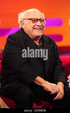 Danny Devito pendant le tournage du Graham Norton Show aux London Studios, Londres, qui sera projeté ce vendredi. Banque D'Images